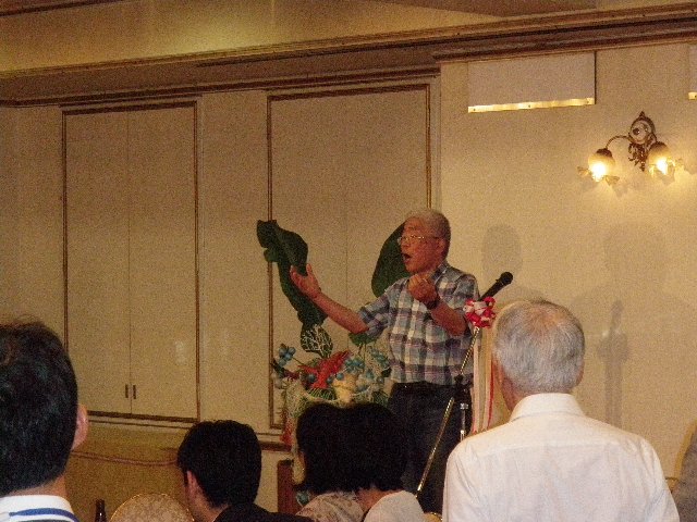 50周年記念演奏会レセプションの武内先生